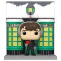 Фигурка Funko POP! Deluxe: Harry Potter: Hogsmeade Neville Longbottom w/Honeydukes 65647